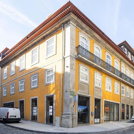 Elegant Downtown 1Br Flat W/ Ac By Lovelystay Porto Bagian luar foto