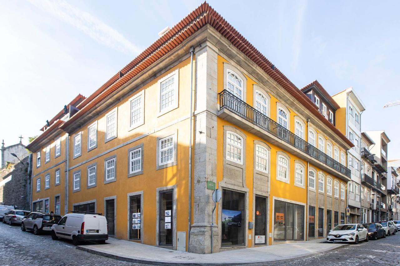 Elegant Downtown 1Br Flat W/ Ac By Lovelystay Porto Bagian luar foto