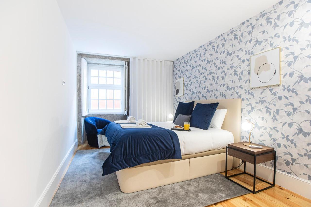 Elegant Downtown 1Br Flat W/ Ac By Lovelystay Porto Bagian luar foto
